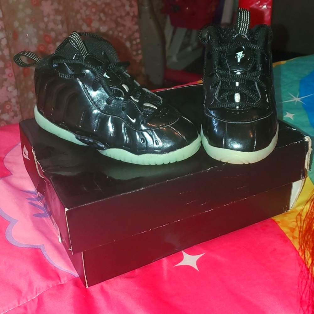 Nike little posite (foams)